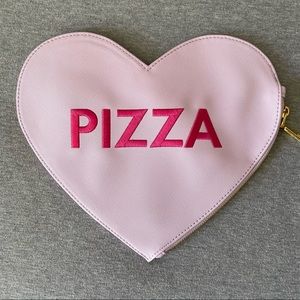 Studio DIY Can’t Clutch This Pizza Heart clutch